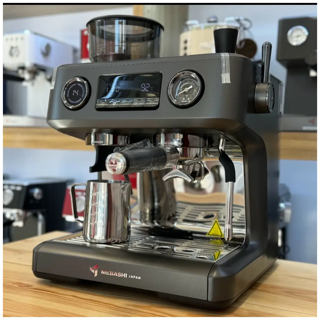 اسپرسو ساز مباشی ME-CCM2058W